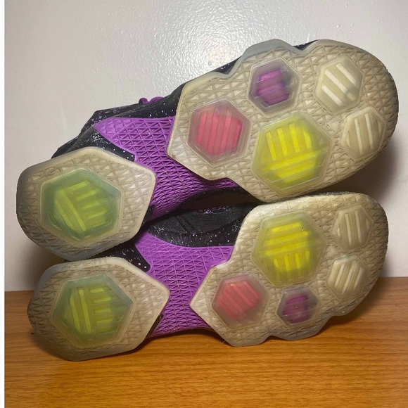 Nike Lebron 13 ID - Picture 6 of 10